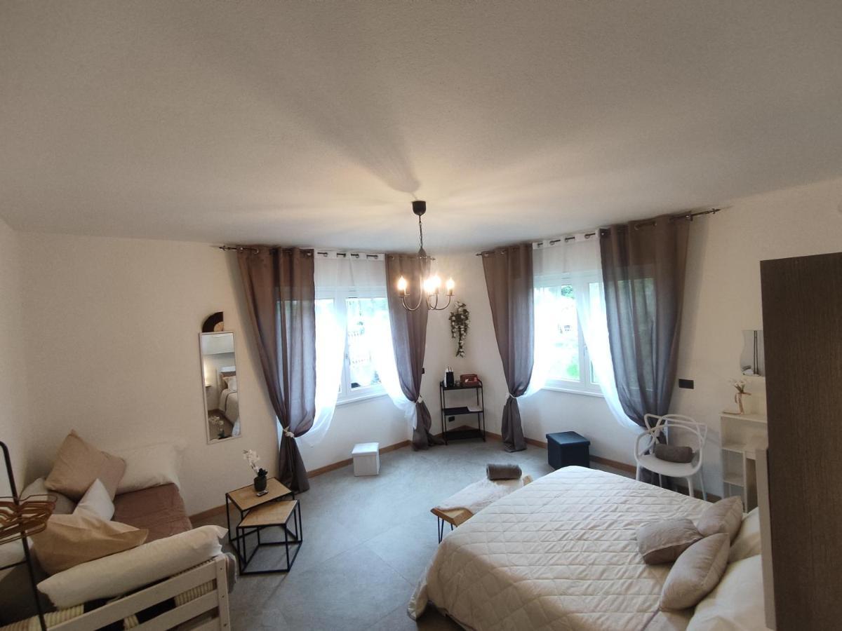 Tirano Express Luxury Apartments Eksteriør bilde