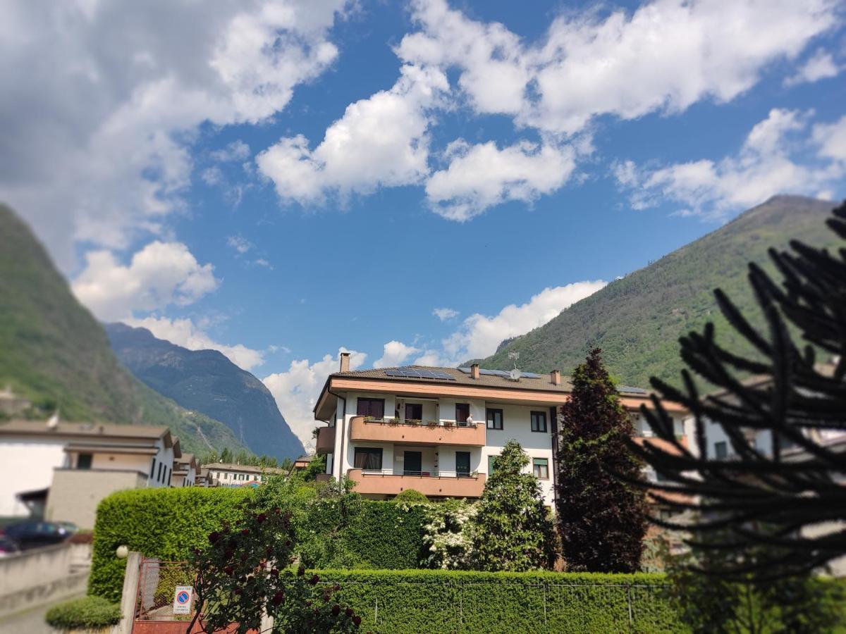 Tirano Express Luxury Apartments Eksteriør bilde