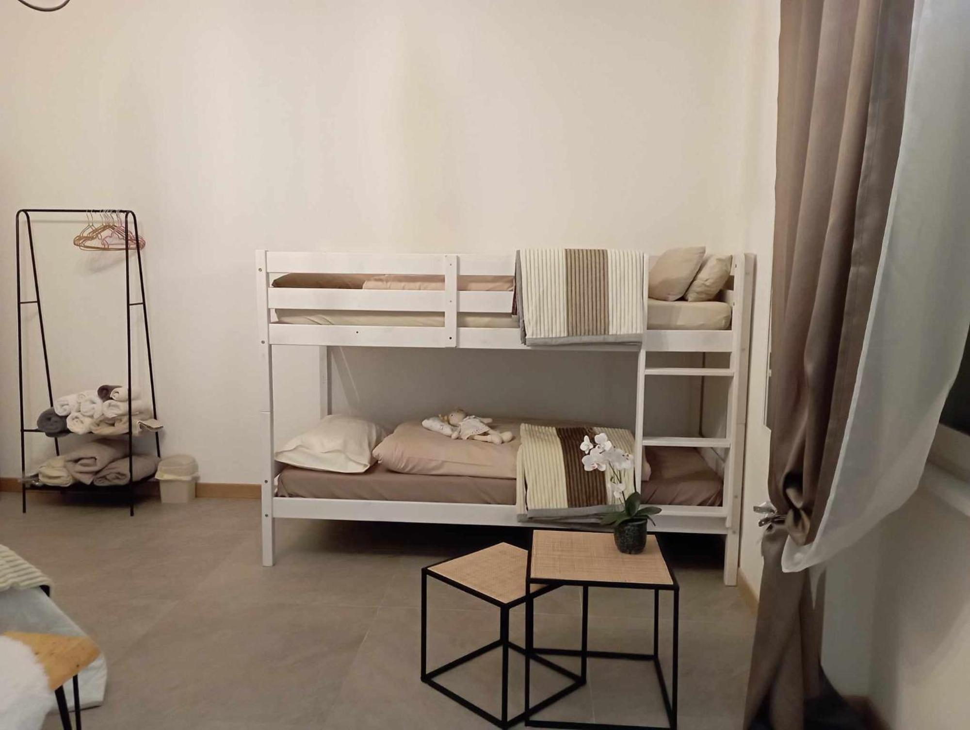 Tirano Express Luxury Apartments Eksteriør bilde