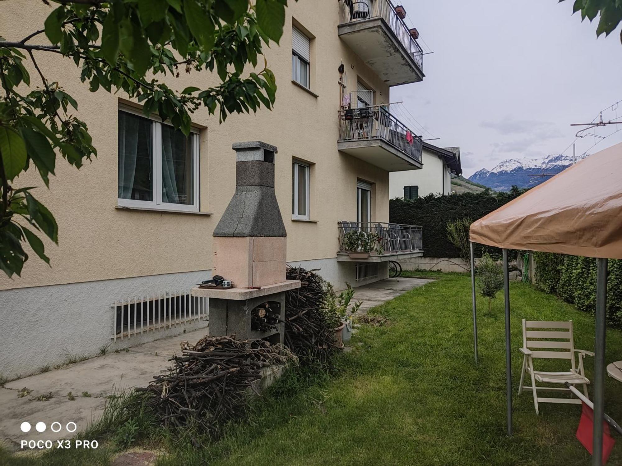 Tirano Express Luxury Apartments Eksteriør bilde