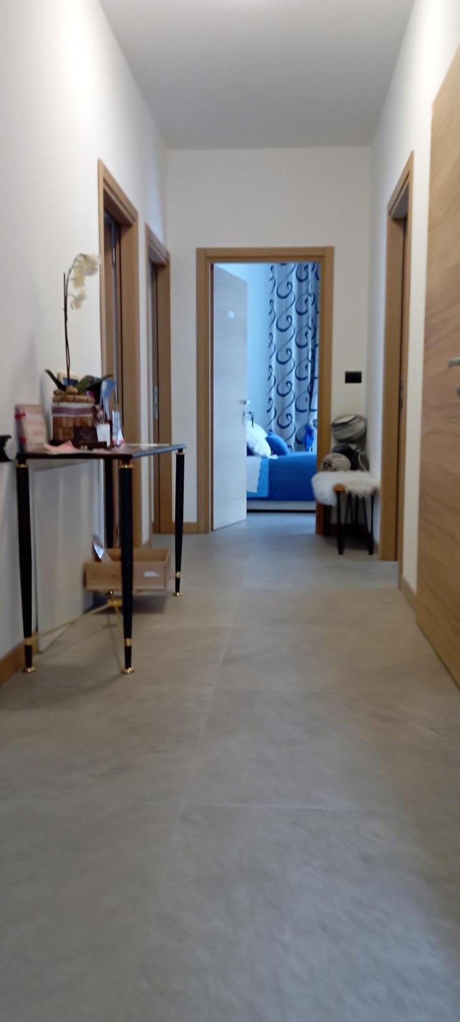 Tirano Express Luxury Apartments Eksteriør bilde